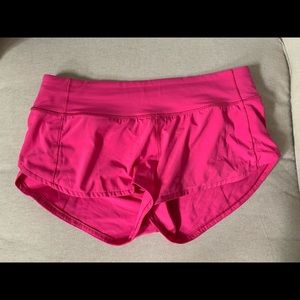 Lululemon speed up short size 6- 2.5 inseam